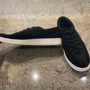 Tretorn Black Suede 8US